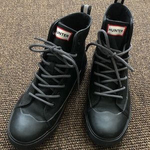 Hunter Canvas Boots